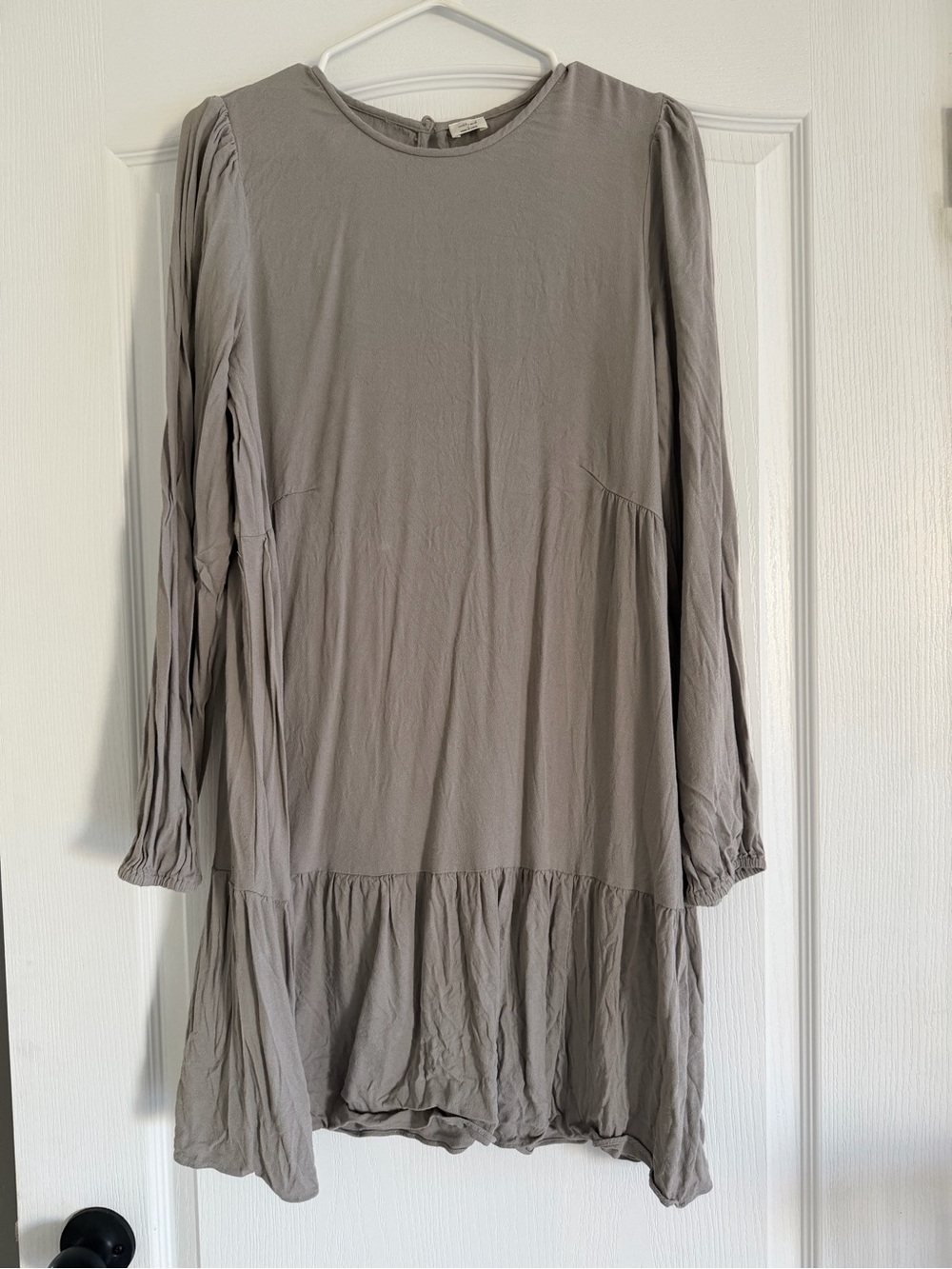 Wilfred Mini Ruffle-Hem Long-Sleeve Dress - Gray